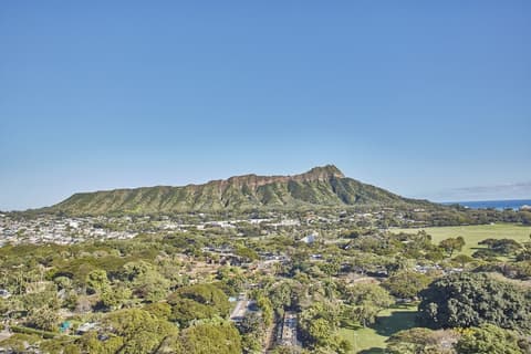 Queen Kapiolani Hotel, View from room