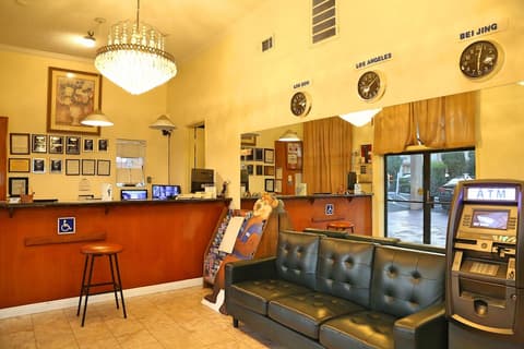 Travelodge by Wyndham Pasadena Central, Lobby