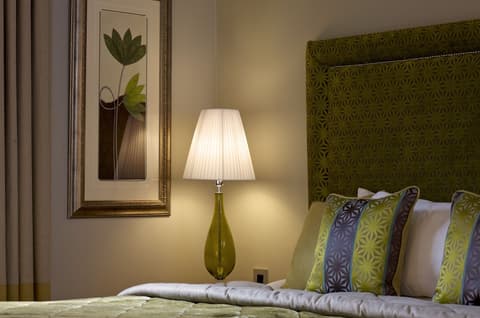 The Arden Hotel, Room