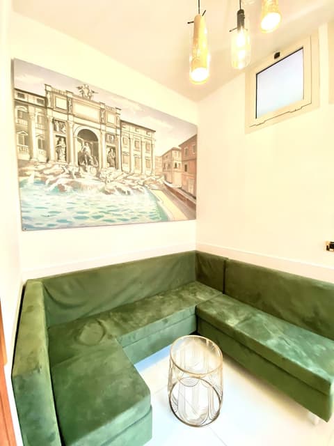 Hotel Palladium Palace, Reception