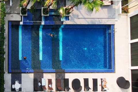 Royal Princess Larn Luang, Outdoor pool