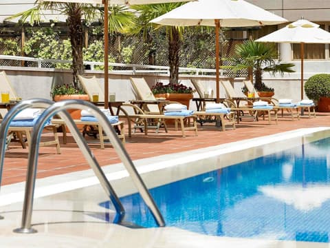 Novotel Madrid Campo de las Naciones, Pool