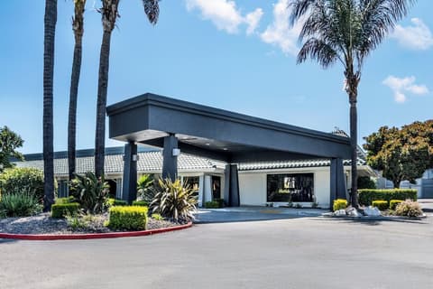 Holiday Inn Dublin-Pleasanton by IHG, Exterior