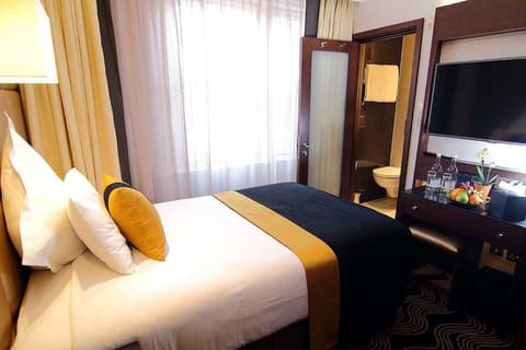 Montcalm Piccadilly Townhouse, London West End, Room