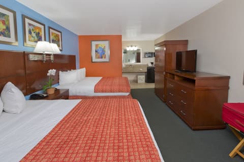 Ramada by Wyndham Hotel & Water Park, Room