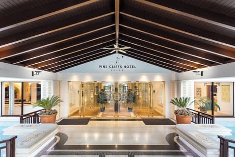 Pine Cliffs Hotel, a Luxury Collection Resort, Algarve, Lobby lounge