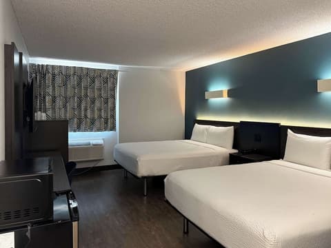 Motel 6 Carson, CA, Room