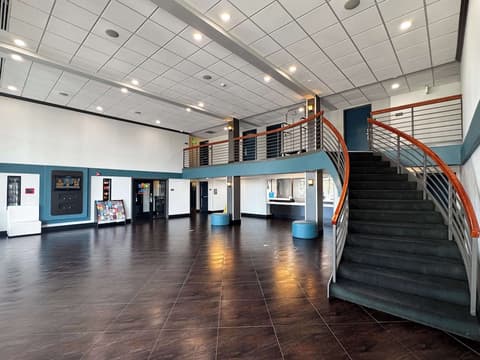 Motel 6 Carson, CA, Lobby