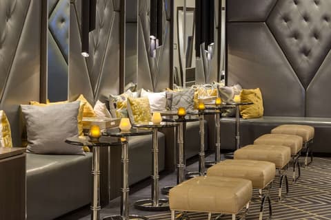 Hilton Boston Park Plaza, Lobby