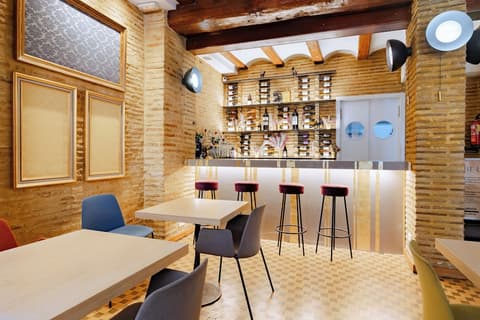 Ad Hoc Monumental Hotel, Restaurant