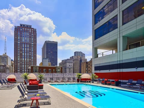 Sonesta Philadelphia Rittenhouse Square, Rooftop terrace