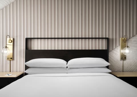 Hotel Fera Anaheim, a DoubleTree by Hilton, Room