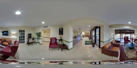 Quality Inn Tanglewood, Lobby