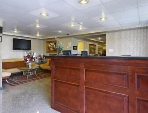 Travelodge by Wyndham Parsippany, Lobby