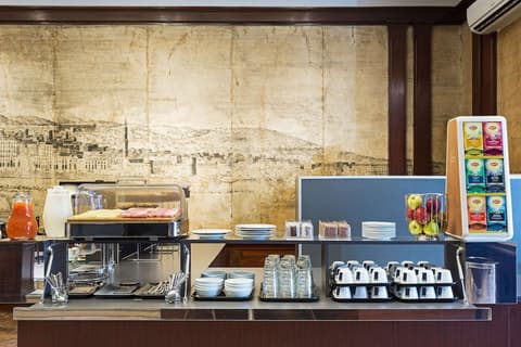 B&B Hotel Napoli, Restaurant