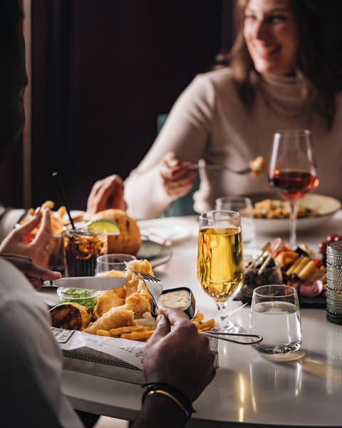 Sheraton Montreal Airport Hotel, Restaurant