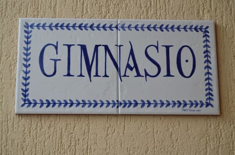 Los Cantaros, Sports facility