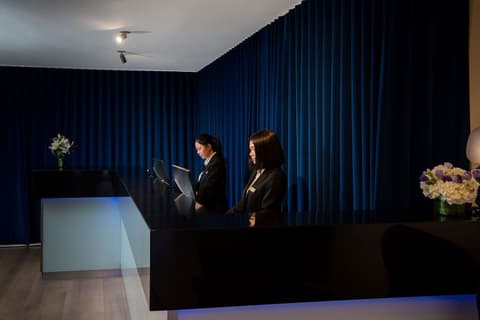 Park Regis City Centre, Reception