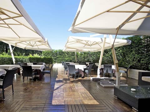 Mercure Astoria Reggio Emilia, Miscellaneous