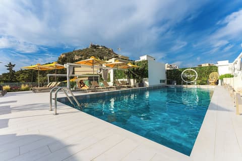 St. George Lycabettus Lifestyle Hotel, Outdoor pool