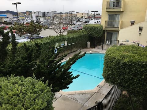 Sand Dollar Inn, Outdoor pool