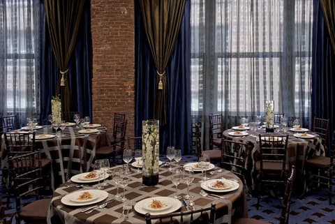 The Alexis Royal Sonesta Hotel Seattle, Meeting facility