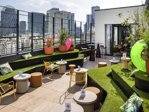 Hotel Mercure Paris La Défense, Terrace/patio