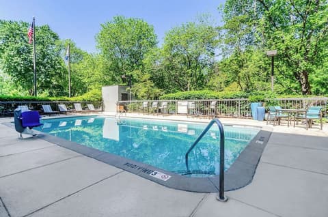 Comfort Inn Raleigh Midtown, Pool