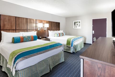 Holiday Inn Hotel & Suites Oklahoma City North by IHG, Room
