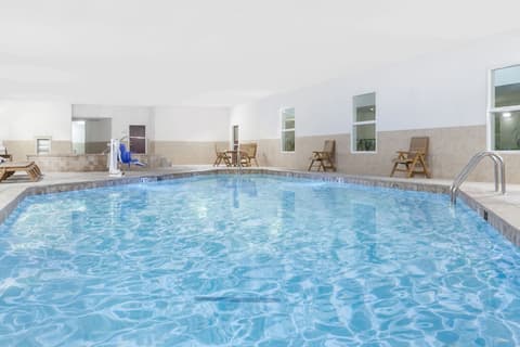 Holiday Inn Hotel & Suites Oklahoma City North by IHG, Pool
