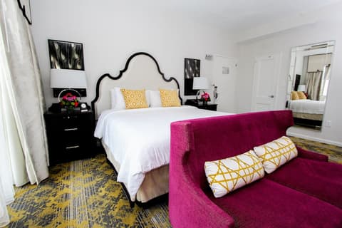 The Churchill Hotel near Embassy Row, Room