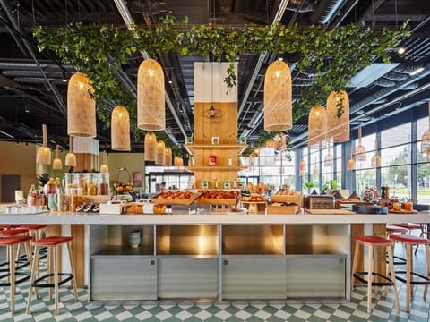 Mercure Paris Orly Airport, Miscellaneous