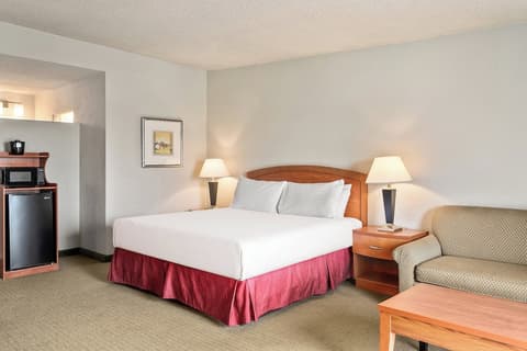 Golden Sails Hotel, Room