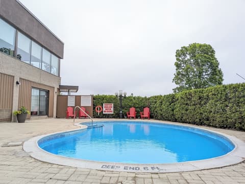 Confederation Place - Hotel, View from room
