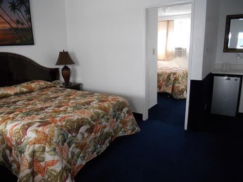 Los Angeles Adventurer All Suite Hotel at LAX, Room