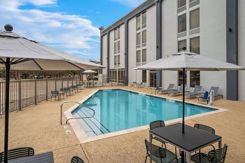 Spark by Hilton Richardson Dallas, Pool