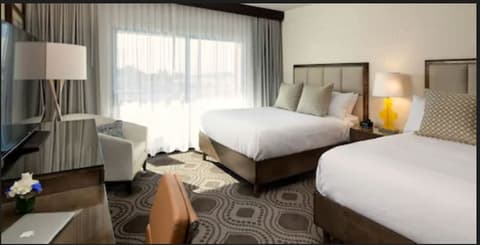 Marina del Rey Hotel, Room