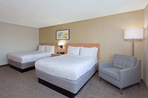 Holiday Inn Los Angeles - LAX Airport by IHG, Room