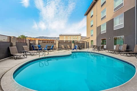 La Quinta Inn & Suites by Wyndham San Francisco Airport N, Pool