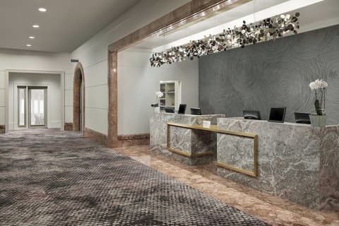 The Westin New Orleans, Reception