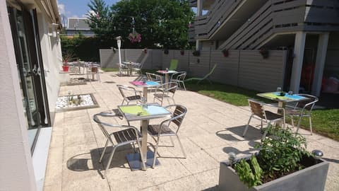 Campanile Chambray Les Tours, Terrace/patio