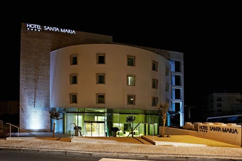 Hotel Santa Maria, Front of property