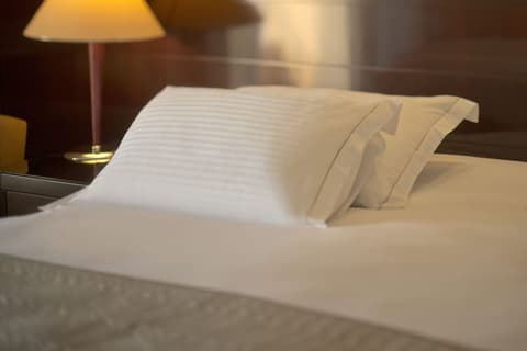 Le Royal Hotel - Beirut, Room