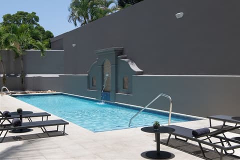 Courtyard by Marriott Santo Domingo, Pool