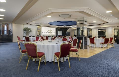 Academy Plaza Hotel, Meeting facility