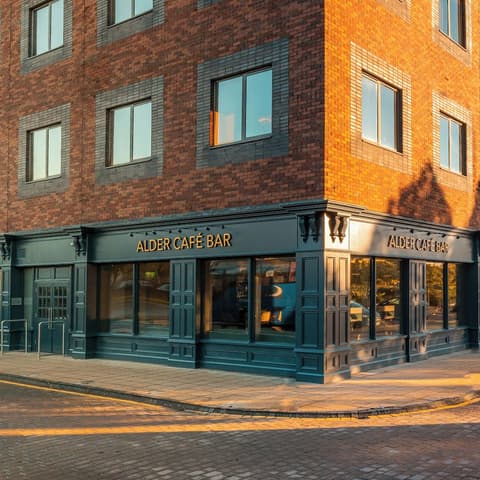 The Plaza Hotel, Front of property