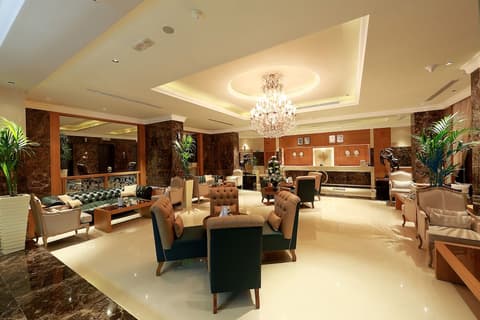 Al Khaleej Palace Deira Hotel, Lobby