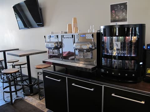 Aava Whistler Hotel, Lobby sitting area