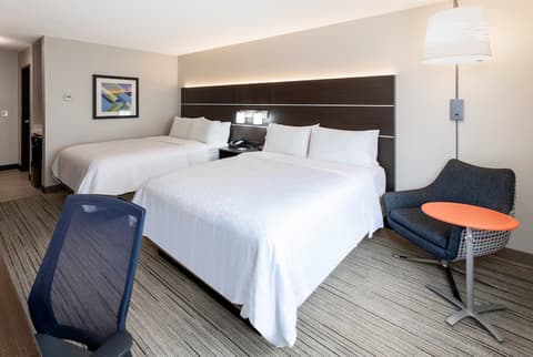 Holiday Inn Express Hotel & Suites Downtown Minneapolis by IHG, Room