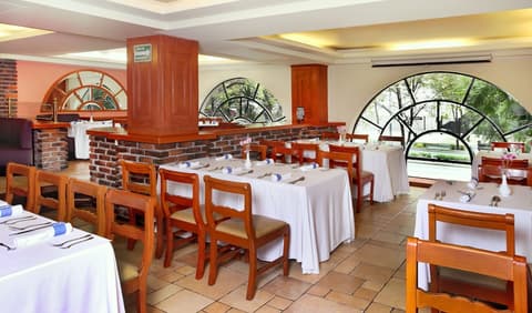 Emporio Reforma, Restaurant